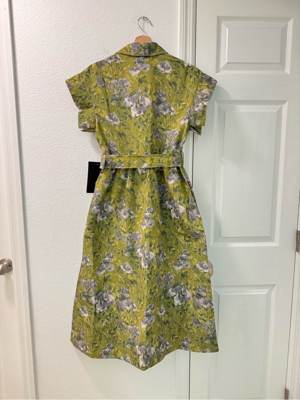 Tuckernuck Muted Meadow Chloe Dress NWT women's size medium green - Picture 3 of 6
